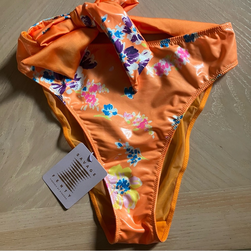 SAVAGE X FENTY Night Blooms High Leg Bikini Orange Creme Bedtime Bouquet M NWT - Picture 10 of 14